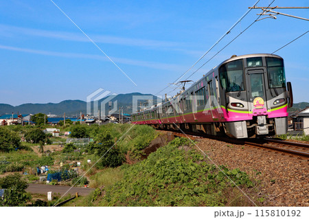 ハピラインふくい4両編成　通常アングル広角　日野川左岸　HF15編成 115810192