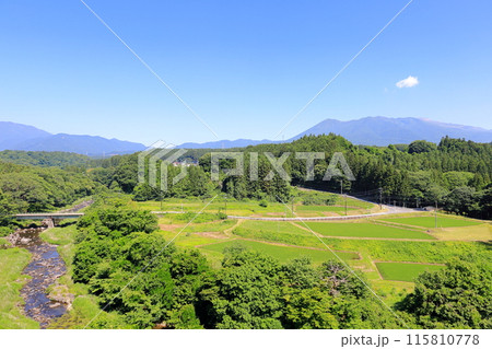 新緑の那須高原と那須連山/栃木県那須塩原市西岩崎ポケットパーク 新緑の那須高原と那須連山/栃木県那須塩原市西岩崎ポケットパーク 115810778