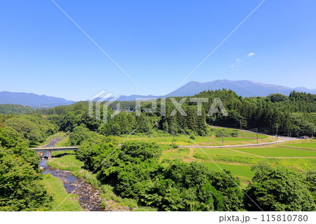 新緑の那須高原と那須連山/栃木県那須塩原市西岩崎ポケットパーク 新緑の那須高原と那須連山/栃木県那須塩原市西岩崎ポケットパーク 115810780