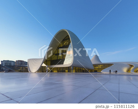 バクー・ヘイダルアリエフセンター 外観 / Heydar Aliyev Center, Baku 115811126