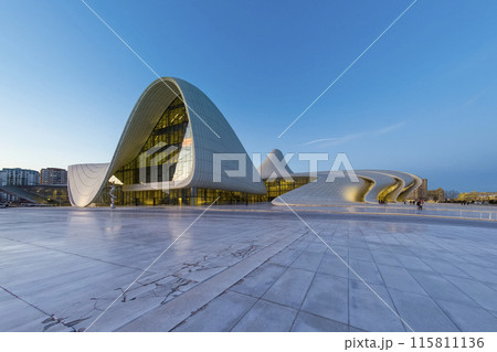 バクー・ヘイダルアリエフセンター 外観 / Heydar Aliyev Center, Baku 115811136