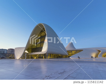バクー・ヘイダルアリエフセンター 外観 / Heydar Aliyev Center, Baku 115811142