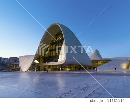 バクー・ヘイダルアリエフセンター 外観 / Heydar Aliyev Center, Baku バクー・ヘイダルアリエフセンター 外観 / Heydar Aliyev Center, Baku 115811144