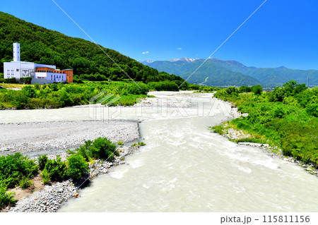 三峰川橋／三峰川より木曾駒ヶ岳方面を望む(長野県伊那市)【2024.6】 115811156