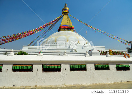 ネパールの首都カトマンズにあるボダナートのとても美しい風景 115811559