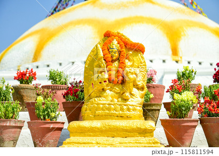 ネパールの首都カトマンズにあるボダナートのとても美しい風景 115811594
