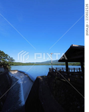 満濃池湯手から流れる幻の滝2024【香川県仲多度郡まんのう町】7 115812126
