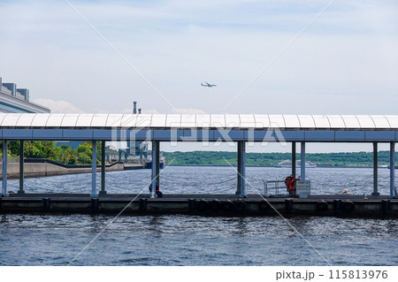 東京国際展示場に隣接する有明客船ターミナル（東京都江東区） 115813976