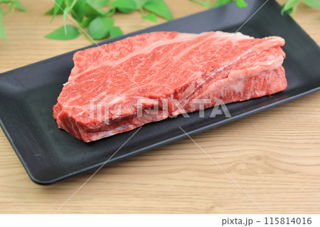 ロースステーキA4 115814016