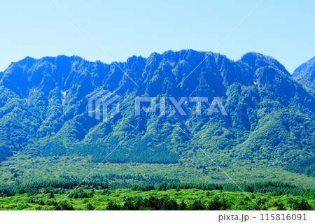 6月の戸隠山　　　春の戸隠山 115816091