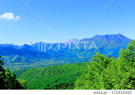 6月の戸隠山と黒姫山と高妻山 6月の戸隠山と黒姫山と高妻山 115816482