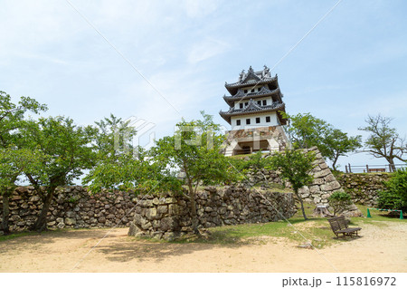 淡路島・洲本城跡の本丸 115816972