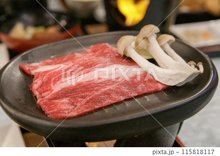 日本産牛肉の陶板焼き 日本産牛肉の陶板焼き 115818117