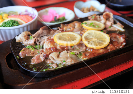 長崎県佐世保市 名物レモンステーキ 115818121