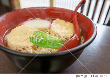 栃木日光の郷土料理「湯葉蕎麦」 栃木日光の郷土料理「湯葉蕎麦」 115818145
