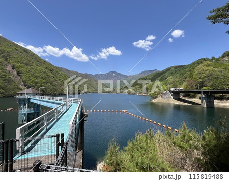 山梨　広瀬ダム 115819488