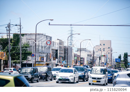 沖縄県　沖縄市コザ　ゲート通り 115820094