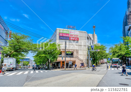 神奈川県川崎市の都市風景　鷺沼駅 115822781