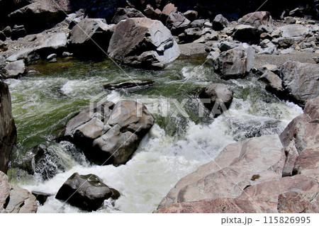 福知山線廃線敷沿いを流れる武庫川 福知山線廃線敷沿いを流れる武庫川 115826995