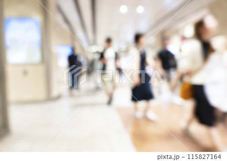 繁華街の背景ぼかし 繁華街の背景ぼかし 115827164