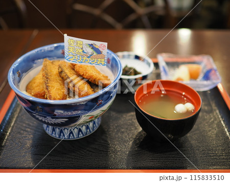 佐渡島名物　ブリカツ丼 115833510