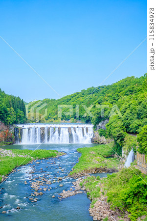 初夏の沈堕の滝 大分県豊後大野市 初夏の沈堕の滝 大分県豊後大野市 115834978