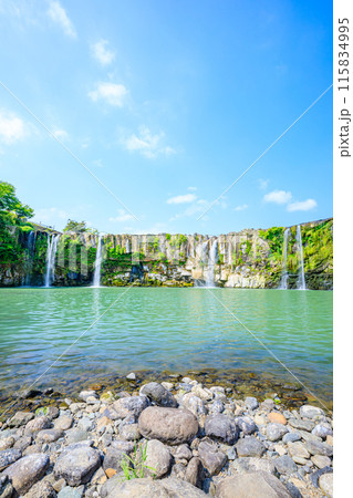 初夏の原尻の滝　大分県豊後大野市 115834995