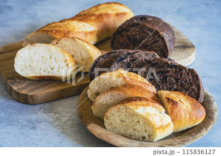 美味しそうなパンの集合 美味しそうなパンの集合 115836127