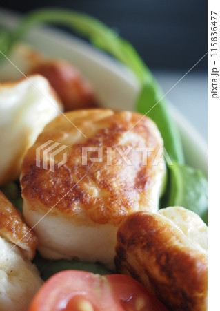 Closeup of serve grilled Halloumi cheese 115836477