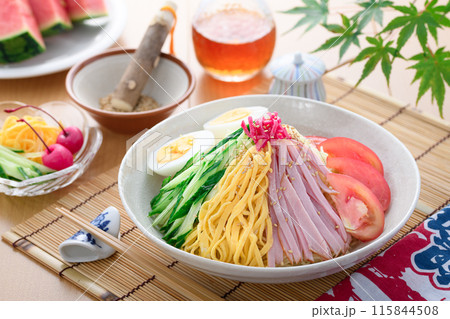 夏の定番料理 冷やし中華 115844508