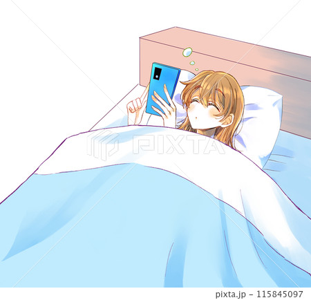 ベッドの中でスマホを見ながらうたた寝する女性 ベッドの中でスマホを見ながらうたた寝する女性 115845097