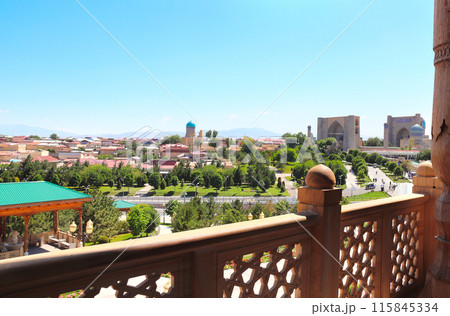 Aerial view of the historical center of of Samarkand with famous Bibi Khanum Mosque and Bibi Khanum mausoleum, Uzbekistan. Top view on old city from Hazrat Hizr Mosque (Hazrati Xizr Mosque) 115845334