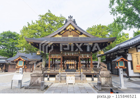 京都御所西　護王神社　拝殿 115846521