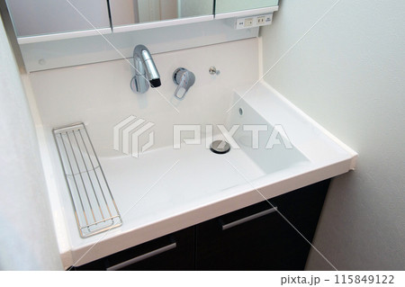 洗面所 115849122