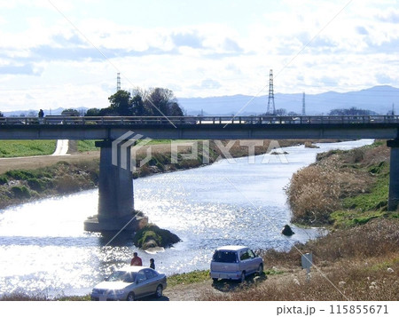 2010年の暮れから橋脚の修繕工事が始まっている新明橋(2011.1.2) 地方特定道路維持整備工事 2010年の暮れから橋脚の修繕工事が始まっている新明橋(2011.1.2) 地方特定道路維持整備工事 115855671