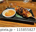 つくね串と生卵 115855827