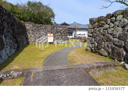 【重要伝統的建造物群保存地区】土居廓中　安芸土居の虎口　高知県安芸市 115856377