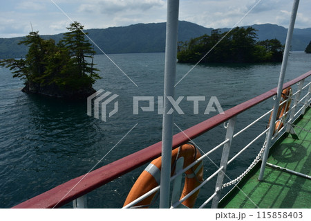 奥入瀬渓流 十和田湖 東北 青森 十和田 渓流 国立公園 十和田八幡平 奥入瀬渓流 十和田湖 東北 青森 十和田 渓流 国立公園 十和田八幡平 115858403