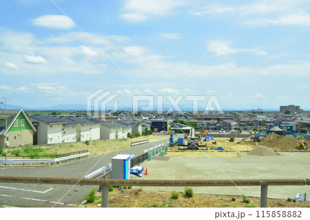 JR東日本越後線の越後赤塚駅から新潟駅までの車窓風景(2022年夏) 115858882