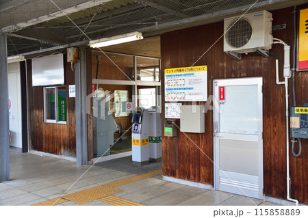 JR東日本越後線の越後赤塚駅から新潟駅までの車窓風景(2022年夏) 115858889