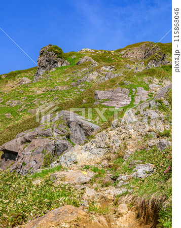 群馬県谷川岳西黒尾根の急登 115868046