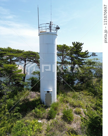 宮城　七ヶ浜　地蔵島灯台（ドローン空撮） 115870697