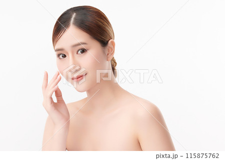 Beautiful young asian woman with clean fresh skin on white background, Face care, Facial treatment, Cosmetology, beauty and spa, Asian women portrait. 115875762