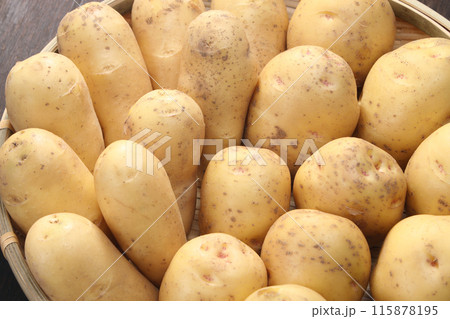 男爵芋 メークイン 新じゃがいも 男爵芋 メークイン 新じゃがいも 115878195