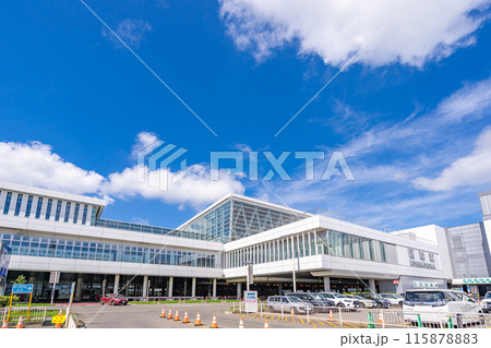 新千歳空港ターミナルビル　道内で最も利用者の多い空港　北海道最大規模の空港 115878883
