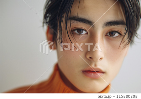 刈り上げ七三のイケメン男子 115880208