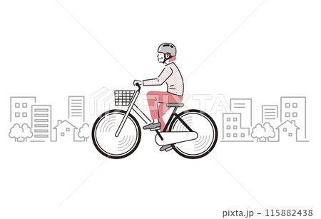 ヘルメットを装着して自転車をこぐシニア女性 ヘルメットを装着して自転車をこぐシニア女性 115882438