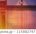 夕刻の日本家屋の玄関 115882747