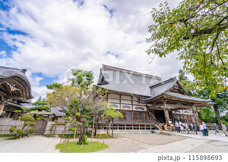 中尊寺　本堂　山内十七ヶ院を包括する中心道場　法要のほとんどが厳修　別格大寺　天台宗東北大本山 115898693