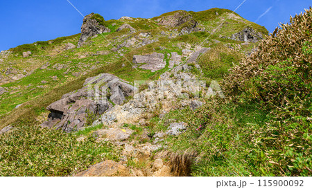 群馬県・谷川岳西黒尾根の急登 115900092